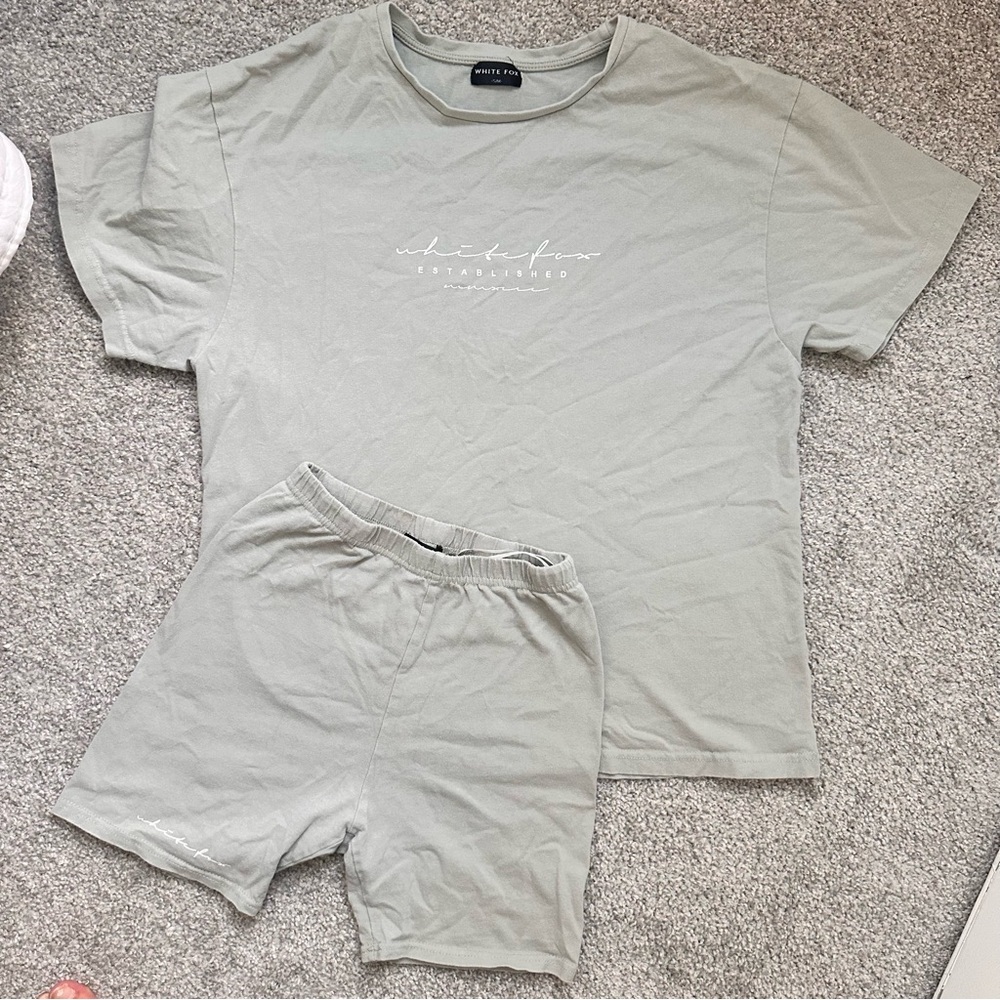 WHITE FOX SET